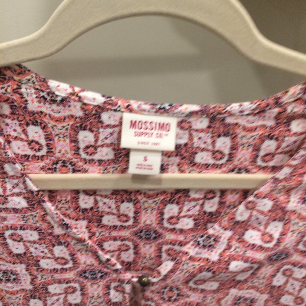 Pattern Button Up Top - Picture 7 of 8